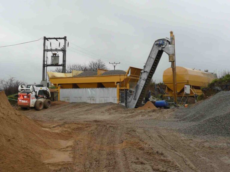 Mobilní betonárka 3 komorový zásobník kameniva Silo 26m3