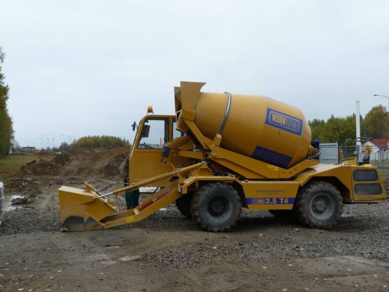 Samonakládací autodomíchávač CARMIX 3,5T