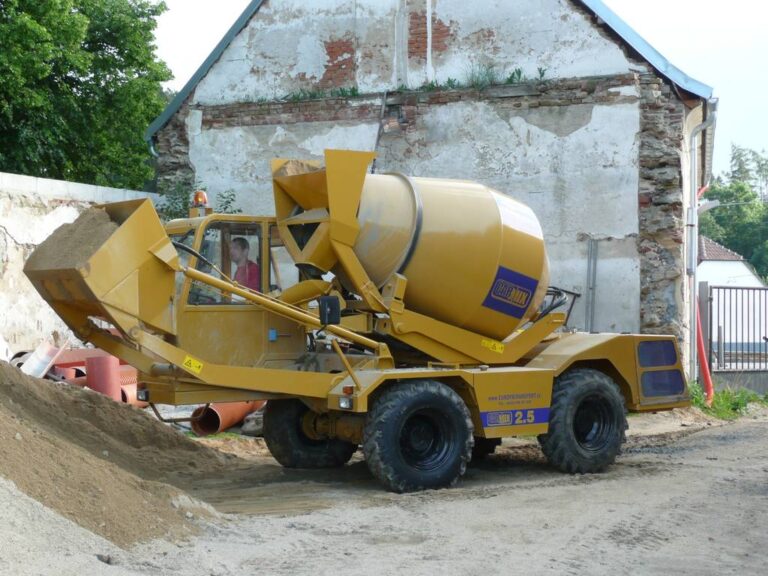 Samonakládací autodomíchávač CARMIX 2,5 TT