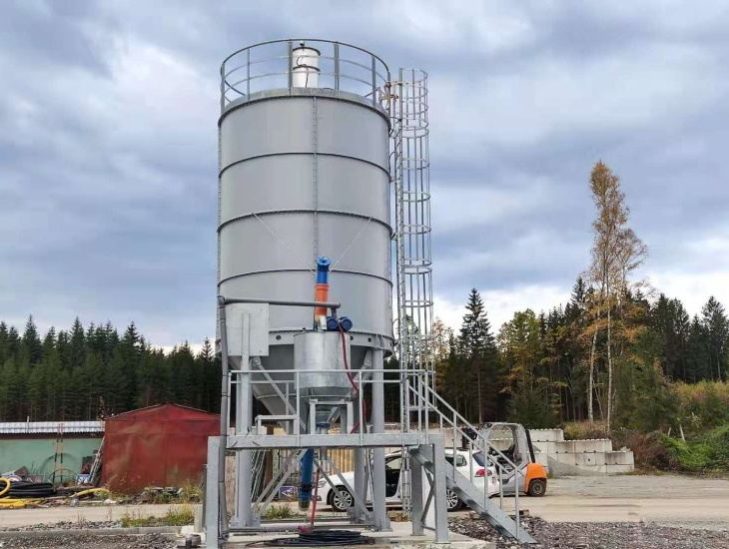 Skládací silo 3500 s míchačkou na cementové mléko České Budějovice (1)
