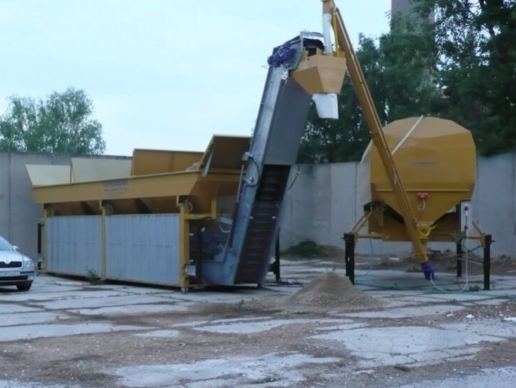 mobilni-betonarka-3-komorovy-zasobnik-kameniva-silo-34-m3
